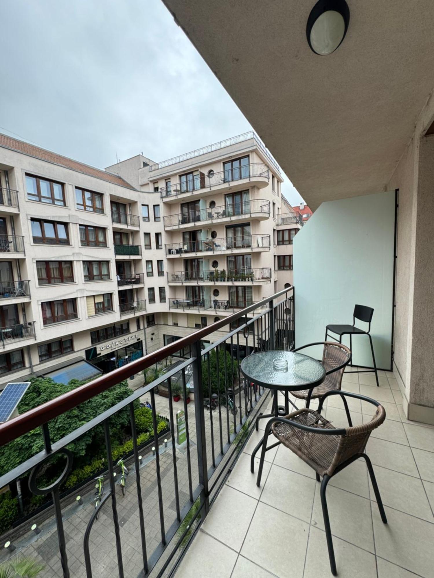 Downtown Family Apartments ブダペスト エクステリア 写真